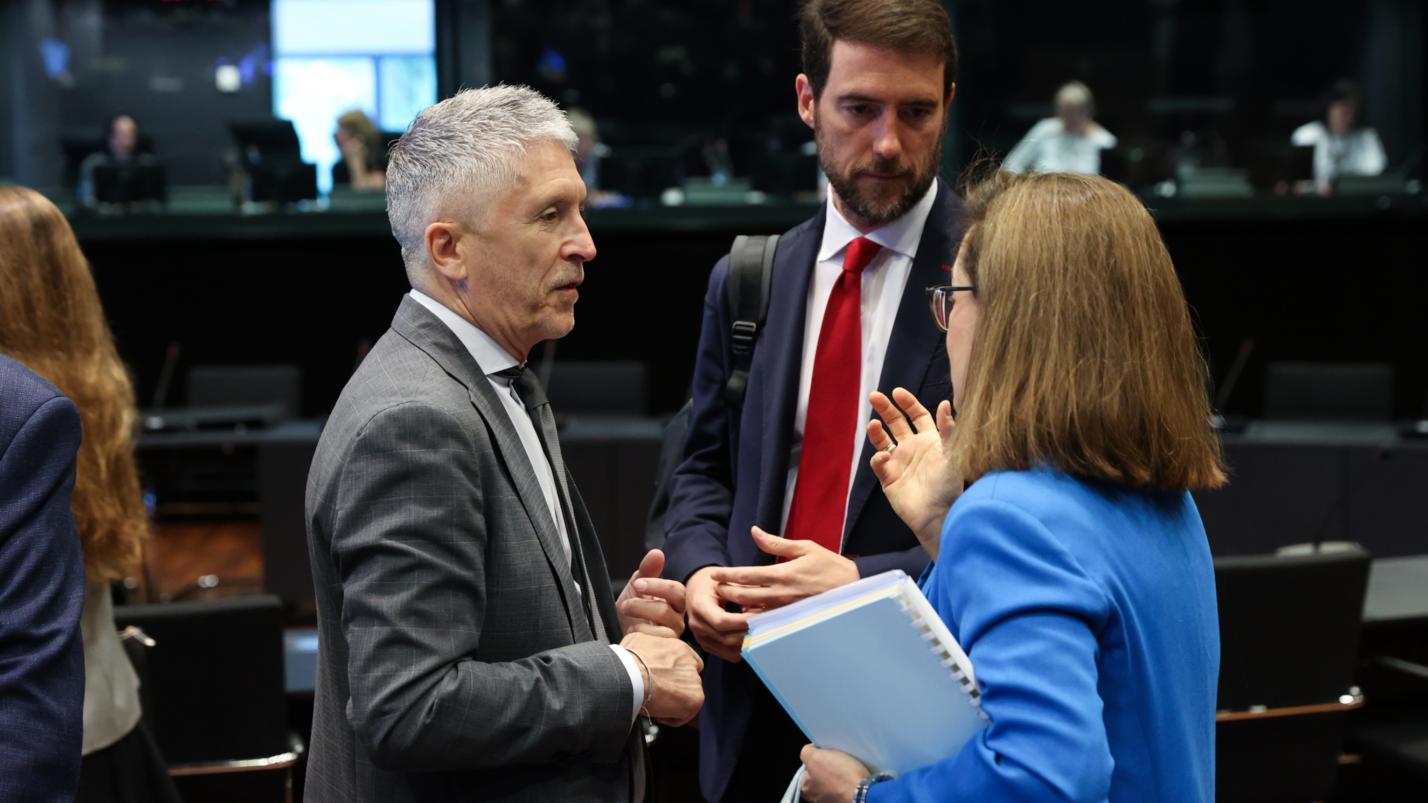 Grande-Marlaska aboga por “recuperar la esencia de Schengen” en el 40 aniversario de la firma del acuerdo de libre circulación europeo